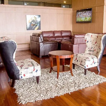 The Panari Hotel - Near Jomo Kenyatta International Airport 